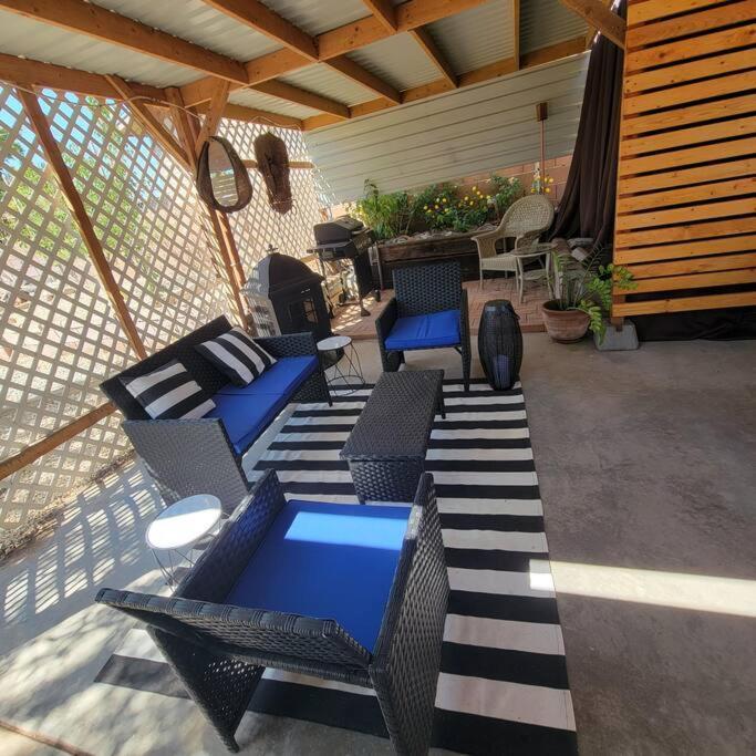 Desert Oasis With Hot Tub! ลาสครูเซส ภายนอก รูปภาพ